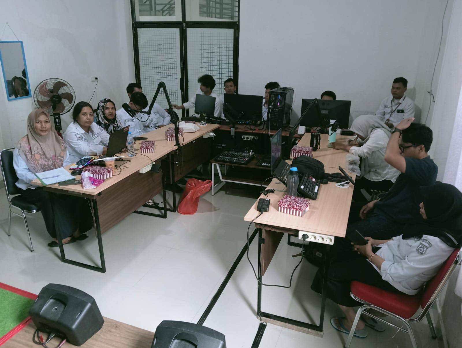 Rapat-evaluasi-Bidang-IKP-Dinas-Kkominfo-Provinsi-Sulawesi-Barat.jpg