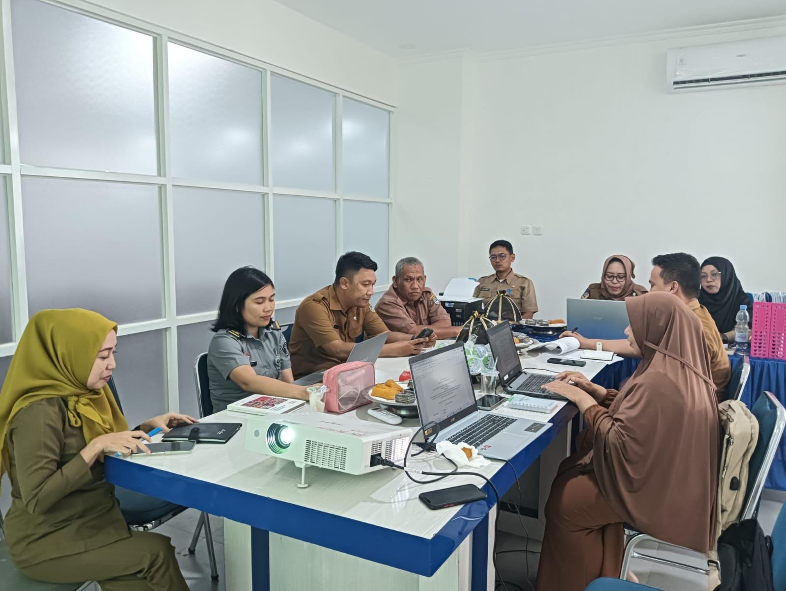 Rapat-penyusunan-ranperda-Kabupaten-Mamuju.jpg