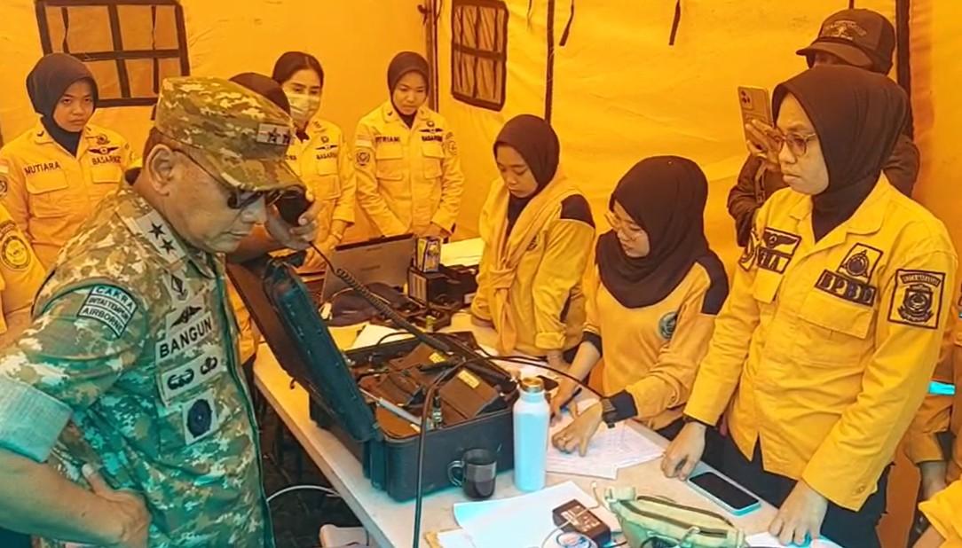 Satu-kprban-pesawat-jatuh-ditemukan.jpg