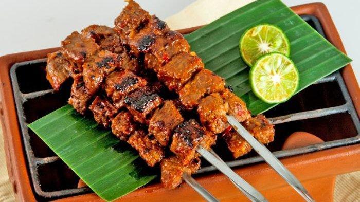 Simak-resep-sate-daging-kurban-di-rumah-di-momen-Iduladha-2025.jpg