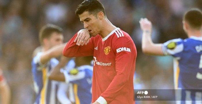 Striker-Manchester-United-Portugal-Cristiano-Ronaldo-bereaksi-di-lapangan-setelah-pertandingan.jpg
