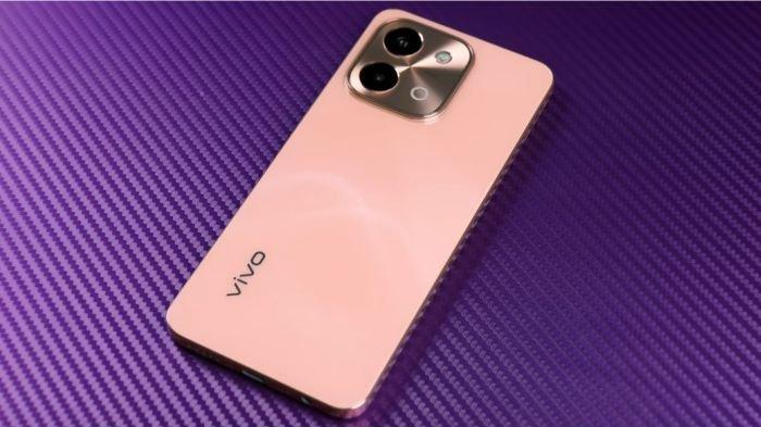Tampilan-belakang-HP-Vivo-Y28-terbaru-rilis-Mei-2024-lalu.jpg