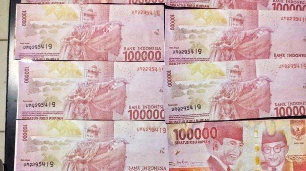 Uang-palsu.jpg