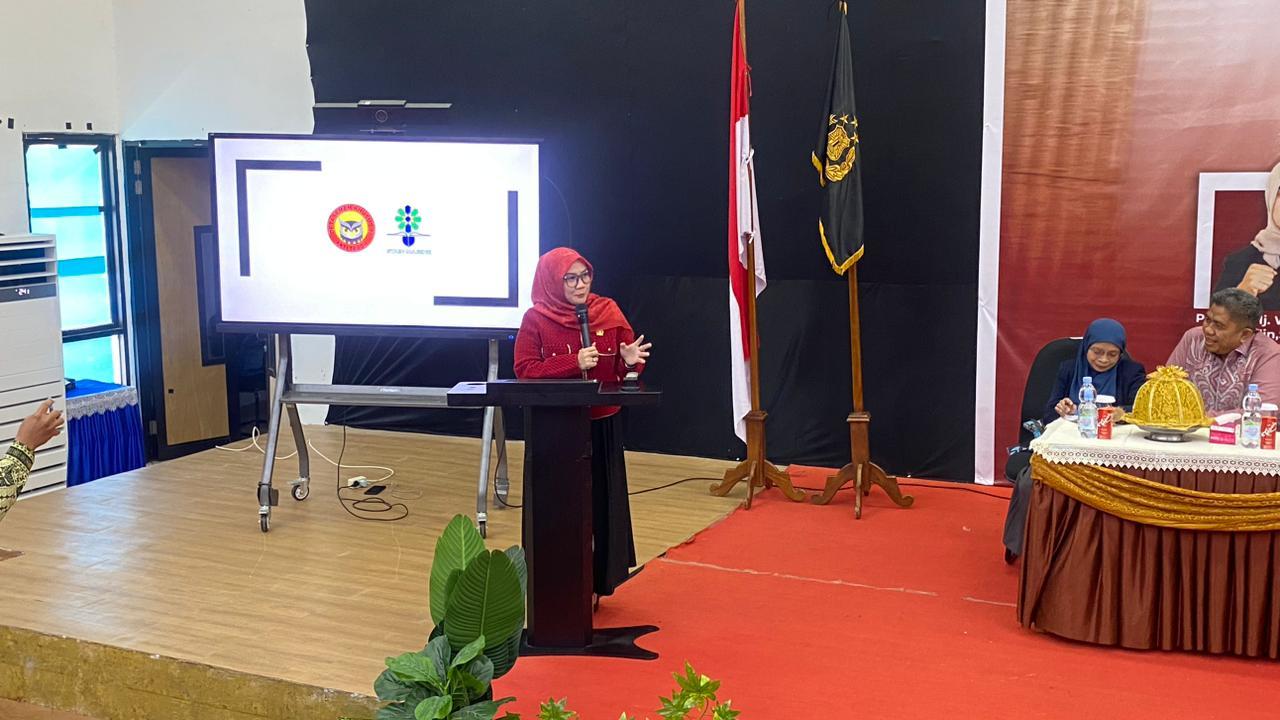 Wakil-Ketua-DPRD-Sulbar-Suraidah-Suhardi-menghadiri-kegiatan-Dialog-Kebangsaan-di-STAIN-Majene.jpg