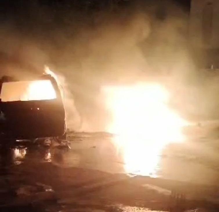 Penyebab Mobil Kijang Ludes Terbakar di Polewali Tadi Malam
