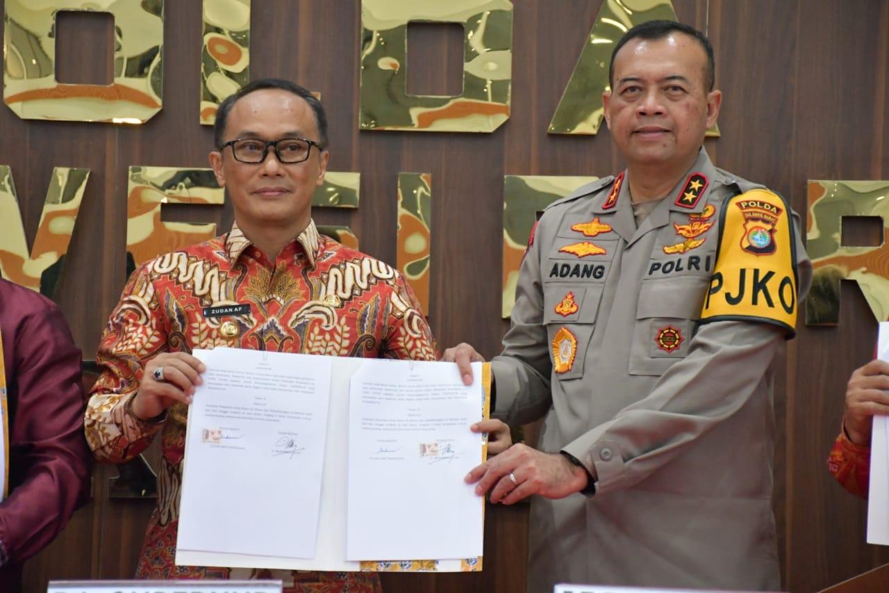 penandatanganan-MOU-dan-Perjanjian-Kerja-Sama-PKS-penanganan-stunting-Sulbar.jpg