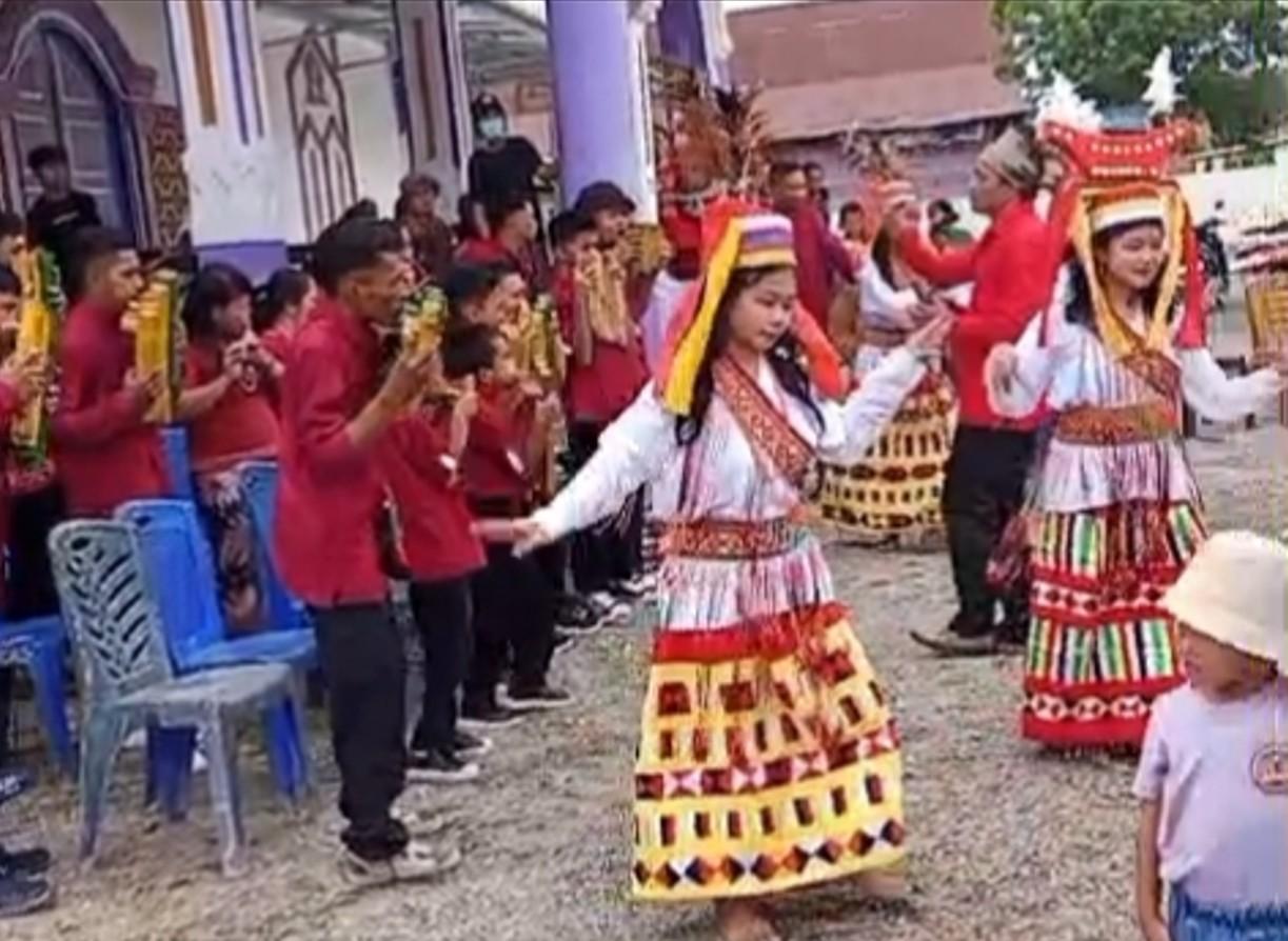 perayaan-natal-di-Mamuju-tengah.jpg