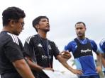 Ahmad-Amiruddin-pimpin-latihan-PSM.jpg