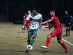 Aksi-penyerang-timnas-Indonesia-Ezra-Walian.jpg