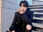 Anggota-BTS-Jin-yang-begitu-pemalu-ketika-harus-bertemu-dengan-selebritas-lain.jpg