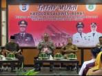 Bupati-Pasangkayu-Yaumil-Ambo-Djiwa-bersama-Kapolda-Sulawesi-Barat-Irjen-Adi-Deriyan-Jayamarta.jpg