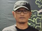 Direktur-WALHI-Sulbar-Asnawi-tuding-pemerintah-dan-aparat-hukum-abai-terhadap-tambang-emas-ilegal.jpg