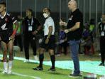 Ekspresi-pelatih-PSM-Makassar-Joop-Gall.jpg