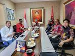 Elite-PDI-P-Sulbar-menemui-Sekjen-DPP-PDI-P-Hasto-Kristiyanto-di-Jakarta.jpg