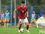 Elkan-Baggott-menjalani-debut.jpg
