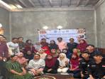 Foto-bersama-dengan-seluruh-peserta-UMKM-Golla-Kambu-di-Desa-Saragian.jpg