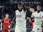 Gelandang-AC-Milan-Franck-Kessie-merayakan-gol-penaltinya-ke-gawang-AS-Roma.jpg