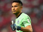 Hassan-Sunny-Kipier-Timnas-Singapura-Diganjar-Kartu-Merah-Menit-119.jpg