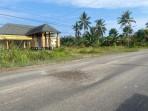 JALAN-RUSAK-Kondisi-jalan-poros-Kelurahan-Martajaya-Kecamatan-Pasangkayu.jpg