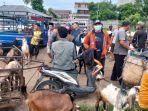 Jelang-Idul-Adha-para-pedagang-mulai-menata-lapak-di-pasar-hewan-kurban-di-Kelurahan-Sidodadi.jpg