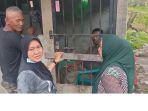 Kadinsos-Pasangkayu-Elsi-saat-mengunjungi-warga-diduga-ODGJ.jpg