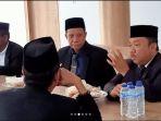 Kadiskominfopers-Pasangkayu-Badaruddin-bersama-Sekda-Pasangkayu-Zain.jpg