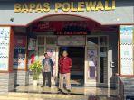 Kadivpas-Kemenkumham-Sulbar-Robianto-saat-memimpin-apel-pagi-di-Bapas-Polewali-Kamis-7122023.jpg