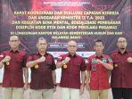 Kakanwil-Kemenkumham-Sulbar-Marasidin-foto-bersama-dengan-jajarannya.jpg