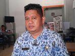 Kepala-Sekola-SD-Negeri-2-Karema-Habo-saat-konfersi-pers-di-Warkop-Ha.jpg