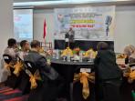 Ketua-IAI-Cabang-Mamuju-Hasmiati-saat-sambutan-pada-pembukaan-Workshop-Public-Speaking.jpgPembukaan-Workshop-Public-Speaking-The-Healing-Talk-Seni-Berbicara-yang-Menyentuh-Hati-Pasien.jpg