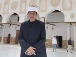 Kiyai-Muda-Ahmad-Multazam-pimpinan-pondok-pesantren-At-Thahiriyah-Annahdliyah-Kalukku-Mamuju.jpg