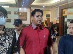 Kuasa-hukum-AG-Mangata-Toding-Allo-di-Polres-Metro-Jakarta-Selatan.jpg