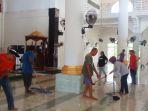 Laskar-Laba-Laba-Besti-bersihkan-masjid.jpg