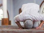 Niat-dan-Tata-Cara-Shalat-Subuh-Lengkap-Bacaan-Doa-Qunut.jpg