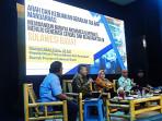 Para-pegiat-literasi-praktisi-dan-budayawan-Dialog-Literasi-di-Majene.jpg