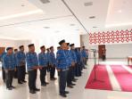 Para-pejabat-mengikuti-gladi-pelantikan-di-Ballroom-Andi-Depu-Lantai-3-Kantor-Gubernur-Sulbar.jpg