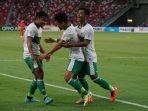 Para-pemain-timnas-Indonesia-merayakan-gol-Witan-Sulaeman-tengah.jpg