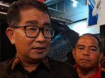 Penjabat-Gubernur-Akmal-Malik-saat-ditemui-di-cafe-and-resto-revive.jpg