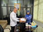 Plt-Kepala-Dinas-Kesehatan-Provinsi-Sulbar-dr-Nursyamsi-Rahim-menyampaikan-upaya-eliminasi-TBC.jpg