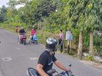 Polisi-olah-TKP-kejadian-tabrakan-motor-di-Wonomoulyo-Polman.jpg