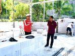 Prof-Zudan-pantau-pembangunan-pabrik-es-dan-cold-storage-di-Desa-Sumare.jpg