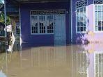 Rumah-warga-yang-terendam-banjir-di-Lingkungan-Landi-Kelurahan-Rangas-Simboro-Mamuju.jpg