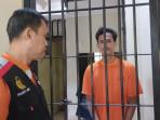 Seorang-pria-bernama-Aldo-Aprian-23-warga-Jambi-Seberang-Kota-Jambi-ditangkap-polisi.jpg
