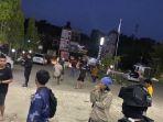Situasi-ramai-di-SPBU-Rangas-Mamuju-usai-diduga-mencampur-BBM-dengan-Air.jpg