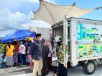 Suasana-pasar-murah-Bulog-Cabang-Mamuju-di-pantai-manakarra.jpg
