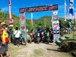 Suasana-peserta-Mamuju-Adventure-Trail-MAT-saat-star-di-belakang-Kantor-Korem-142-Tatag.jpg