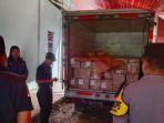 Surat-suara-saat-tiba-di-Kantor-KPU-Mamasa.jpg