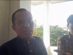 Timsel-Amiruddin-Pabbu-saat-ditemui-di-lokasi-tes-CAT-di-SMAN-1.jpg