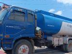 Truk-tangki-10-roda-bermuatan-BBM-jenis-solar-yang-menyambar-pemotor-hingga-tewas.jpg