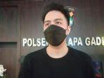 sosok-pengusaha-rendang-berbahan-baku-daging-babi-ungkap-klarifikasi-Istimewa-fotokitagridid.jpg